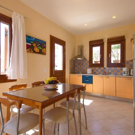 Sleeps 6 빌라 Katsaráta