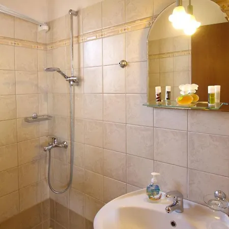 Sleeps 6 빌라 Katsaráta