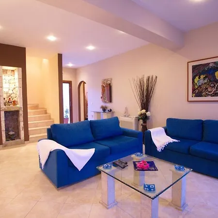 Sleeps 6 빌라